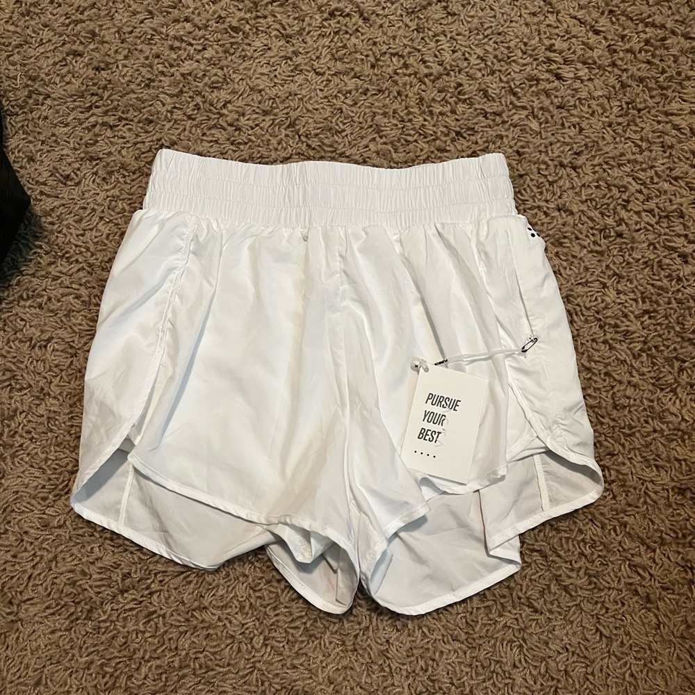 ACTA white shorts